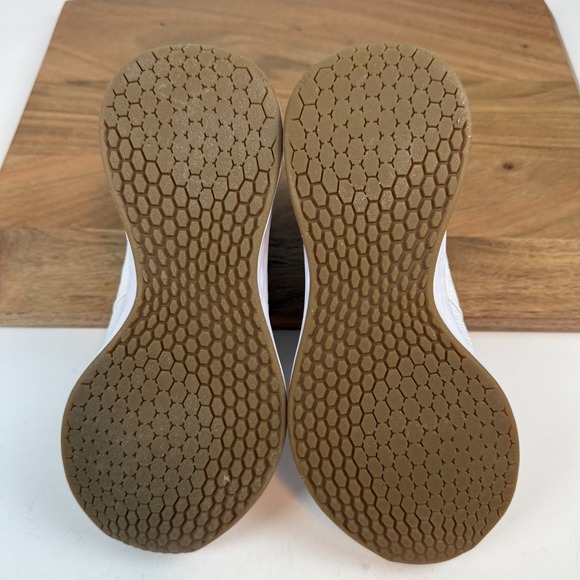 New Womens New Balance Fresh Foam Roav Tee Shirt White Casual Sneakers Sz 6 NIB - Picture 7 of 8